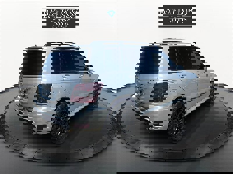 Used 2011 Mercedes-Benz GLK 350 4MATIC image 82