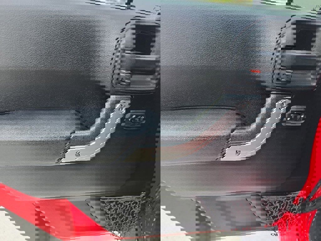 Used 2014 Jeep Wrangler Unlimited Sahara w/ Connectivity Group image 14