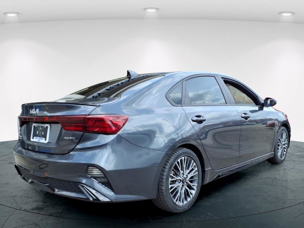 Used 2022 Kia Forte GT-Line w/ GT-Line Technology Package image 7