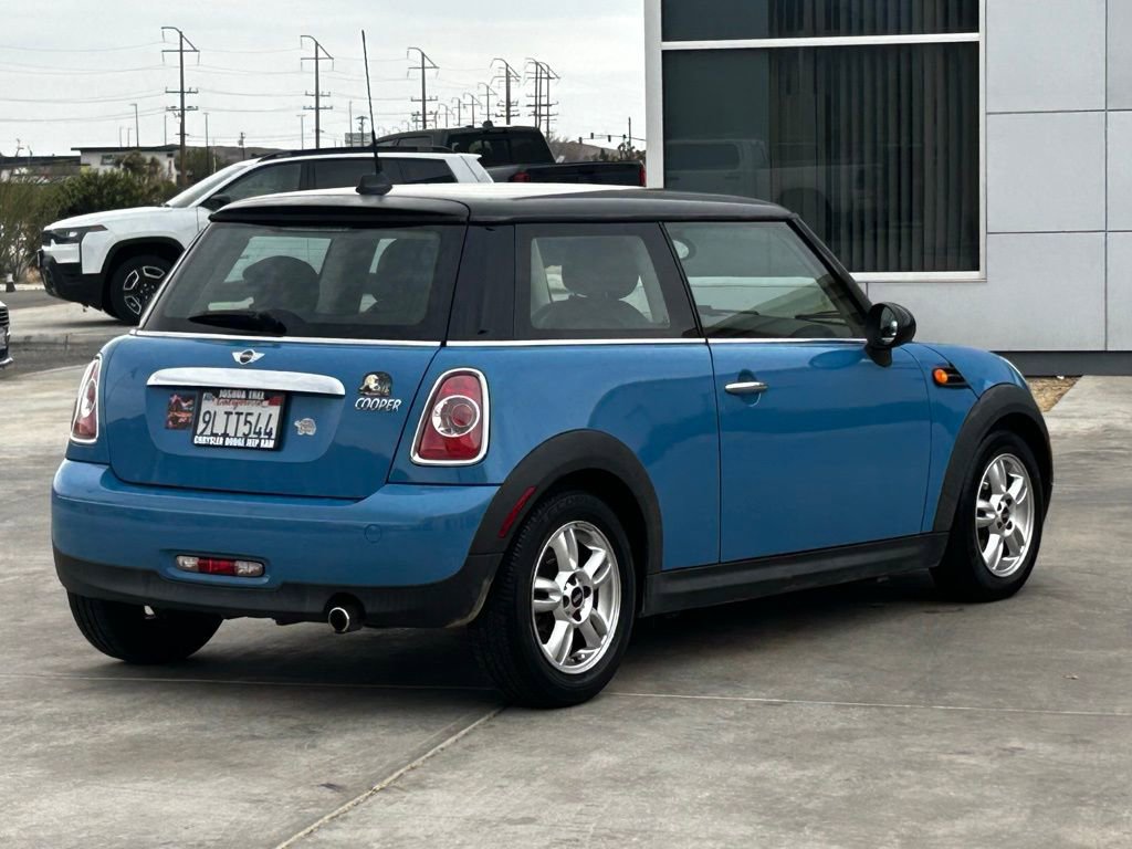 Used 2013 MINI Cooper Hardtop image 7