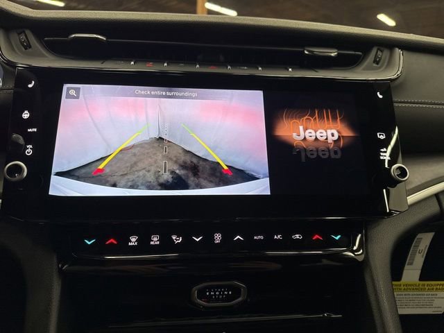 New 2026 Jeep Grand Cherokee Altitude image 17