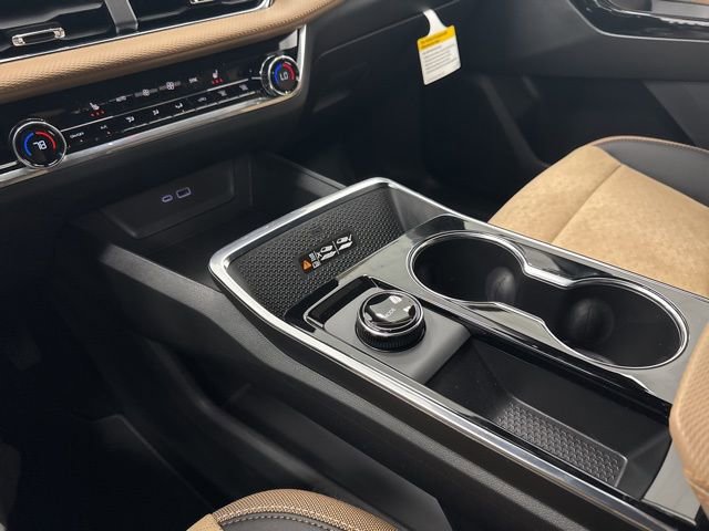 New 2026 Chevrolet Equinox ACTIV w/ Safety and Technology Package image 21