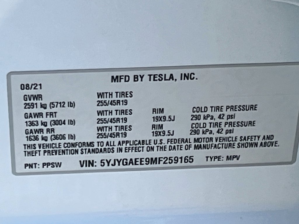 Used 2021 Tesla Model Y Long Range AWD/4WD image 34