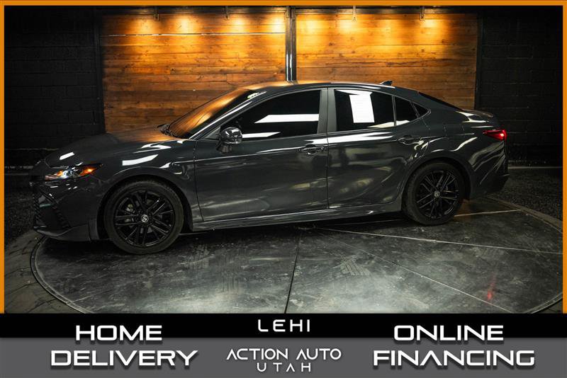 Used 2025 Toyota Camry SE