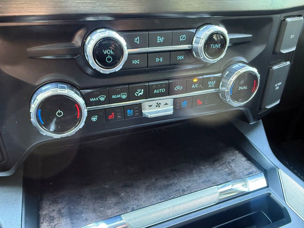 Used 2024 Ford F250 Lariat w/ Lariat Ultimate Package image 25