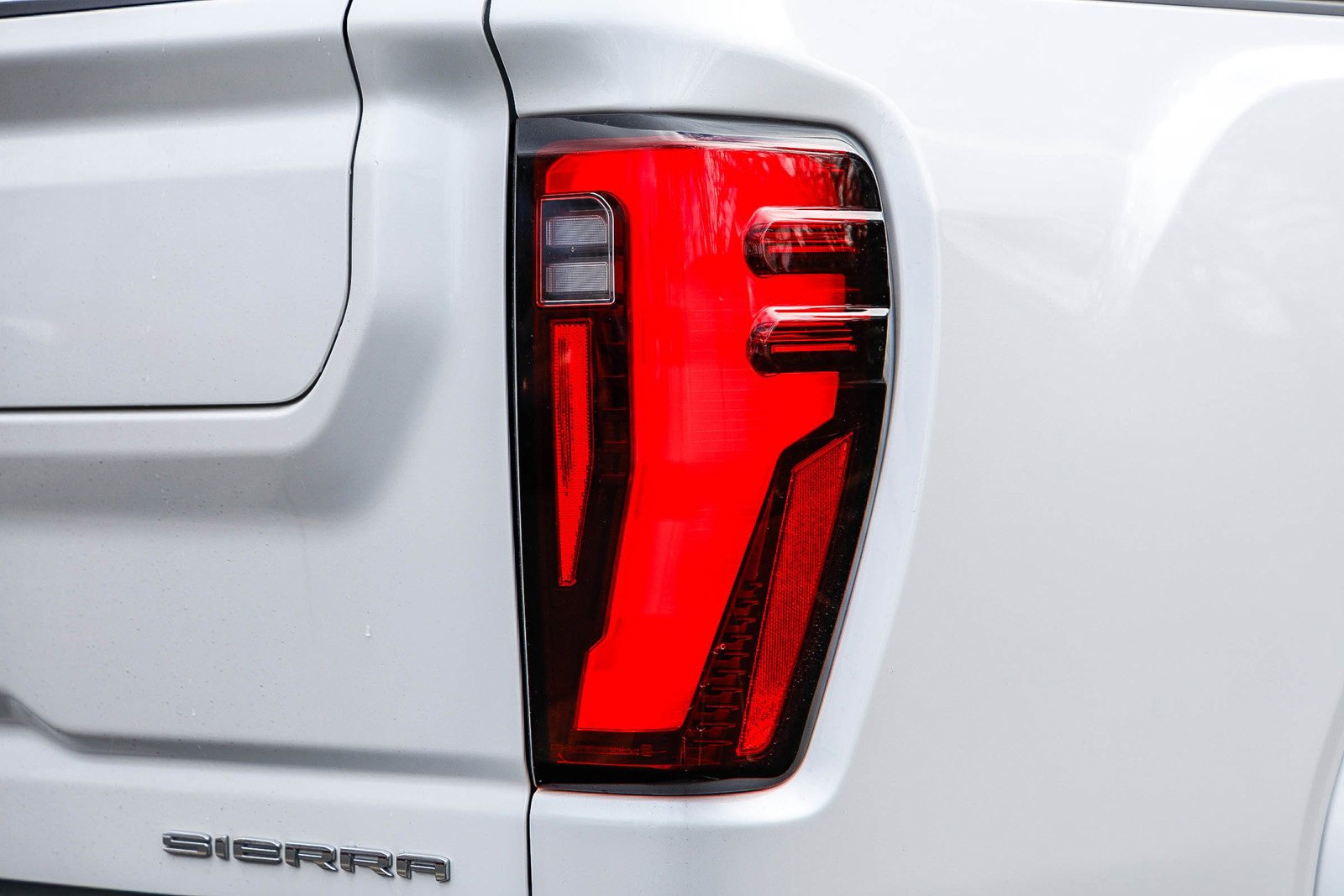 Used 2024 GMC Sierra 2500 Denali Ultimate w/ Max Trailering Package image 8