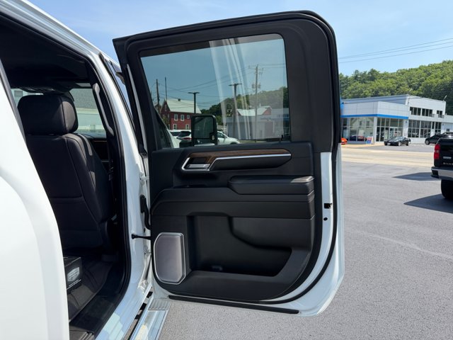 Used 2024 Chevrolet Silverado 2500 High Country w/ High Country Premium Package AWD/4WD image 25