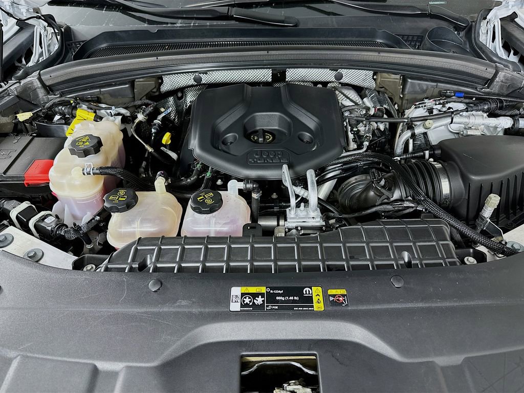 Used 2022 Jeep Grand Cherokee Summit w/ Luxury Tech Group V image 38