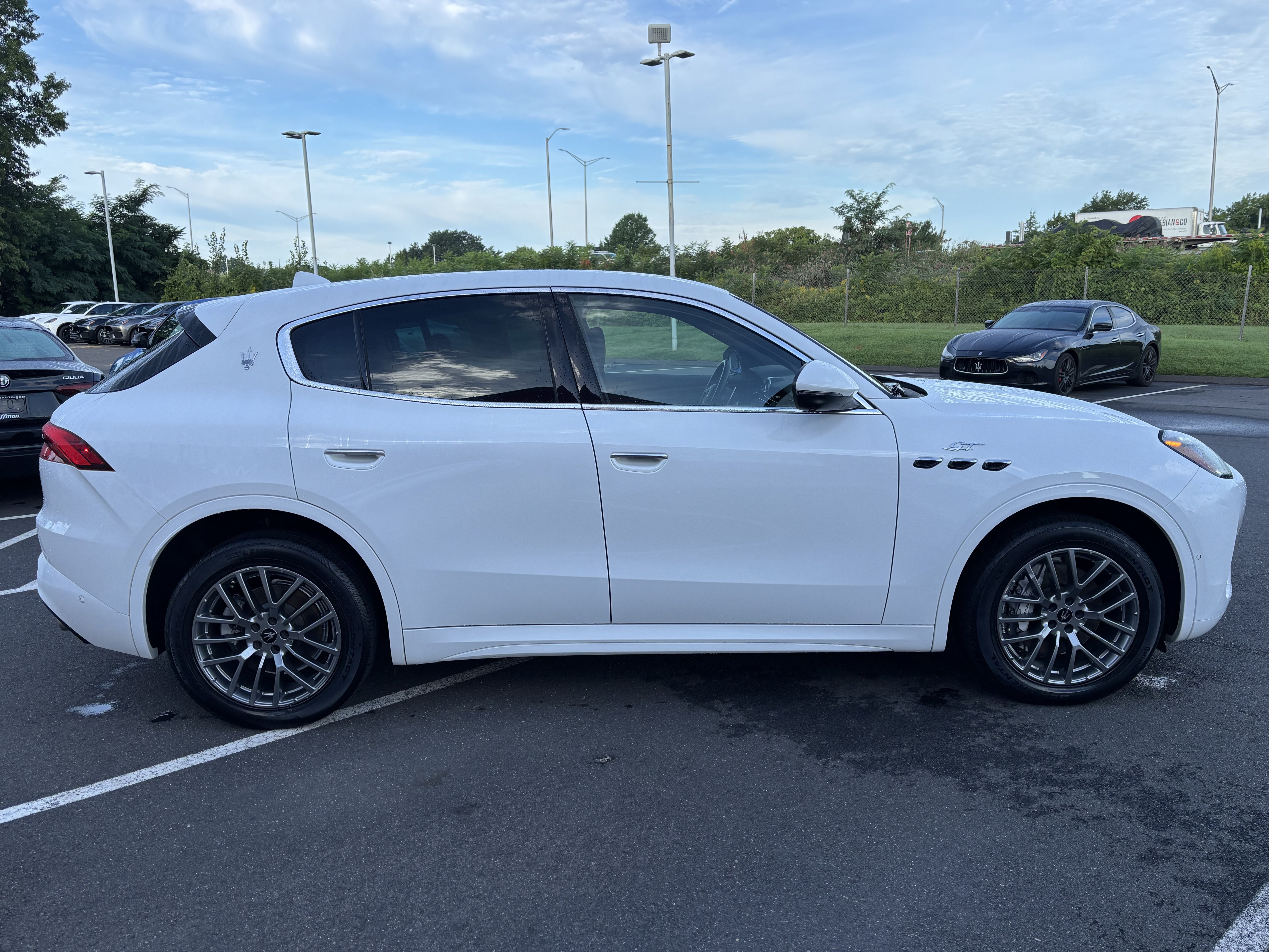 Used 2024 Maserati Grecale GT AWD/4WD image 8
