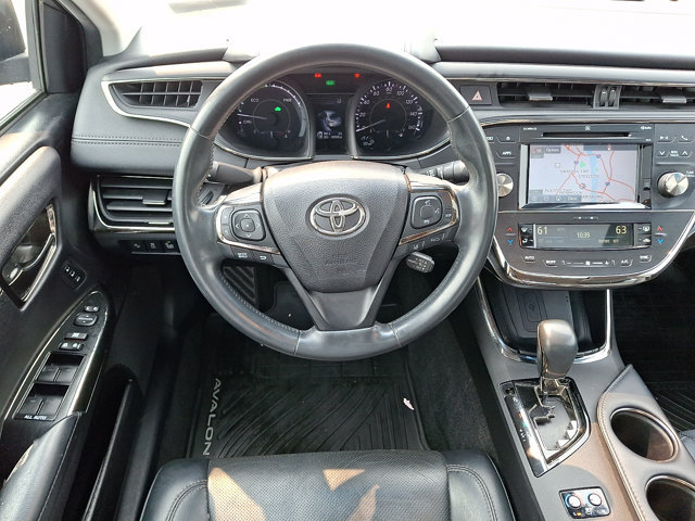 Used 2016 Toyota Avalon Limited w/ Toyota Safety Sense Package FWD image 11