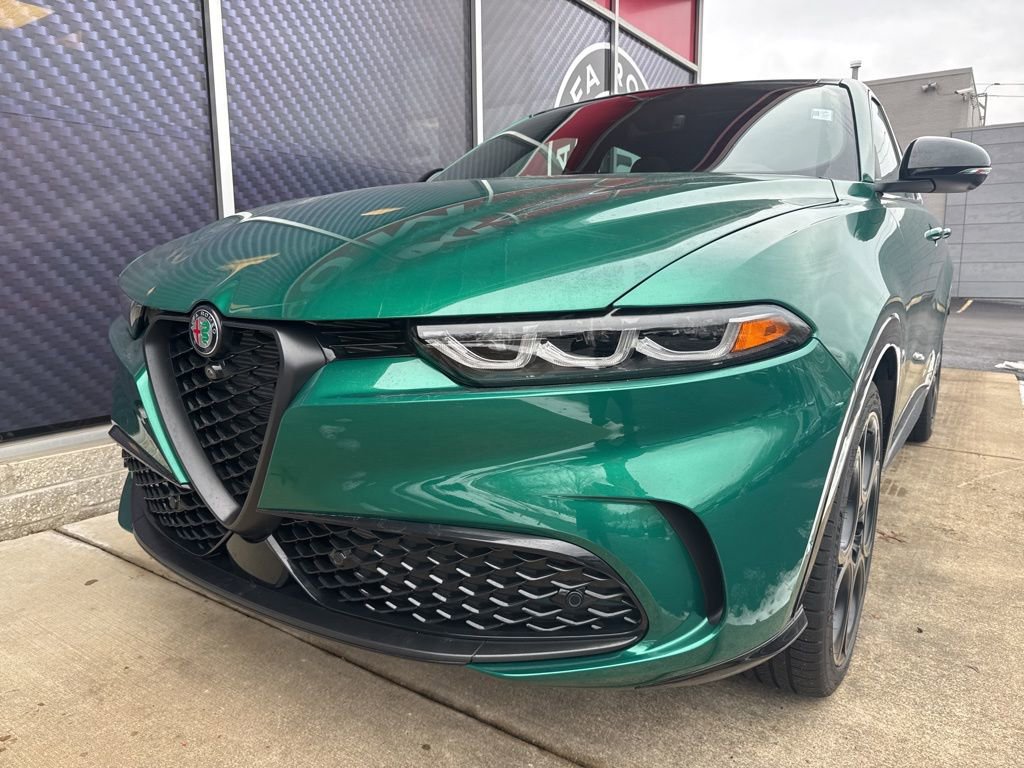 New 2025 Alfa Romeo Tonale image 10
