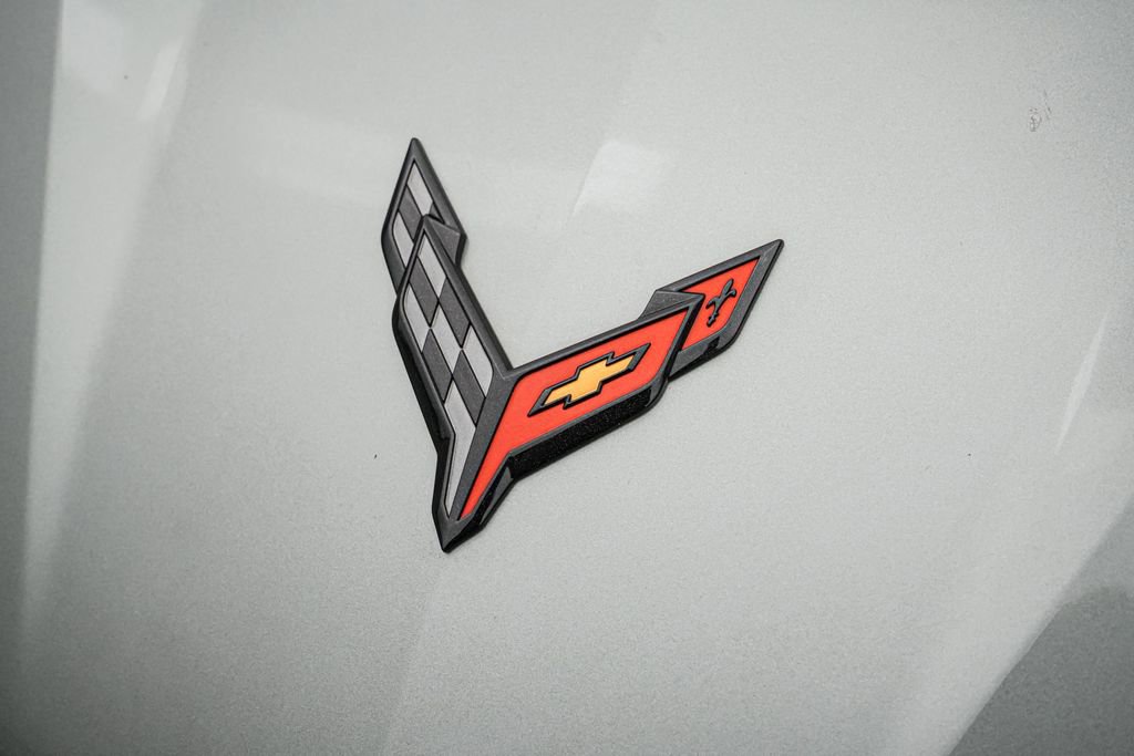 Used 2022 Chevrolet Corvette Stingray Premium Conv w/ Z51 Performance Package RWD image 14