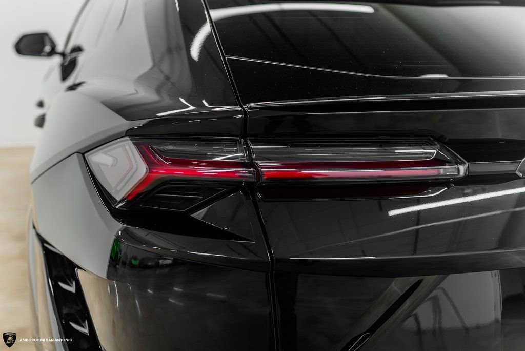 Used 2024 Lamborghini Urus S image 30