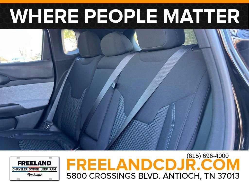 New 2025 Jeep Compass Sport image 21