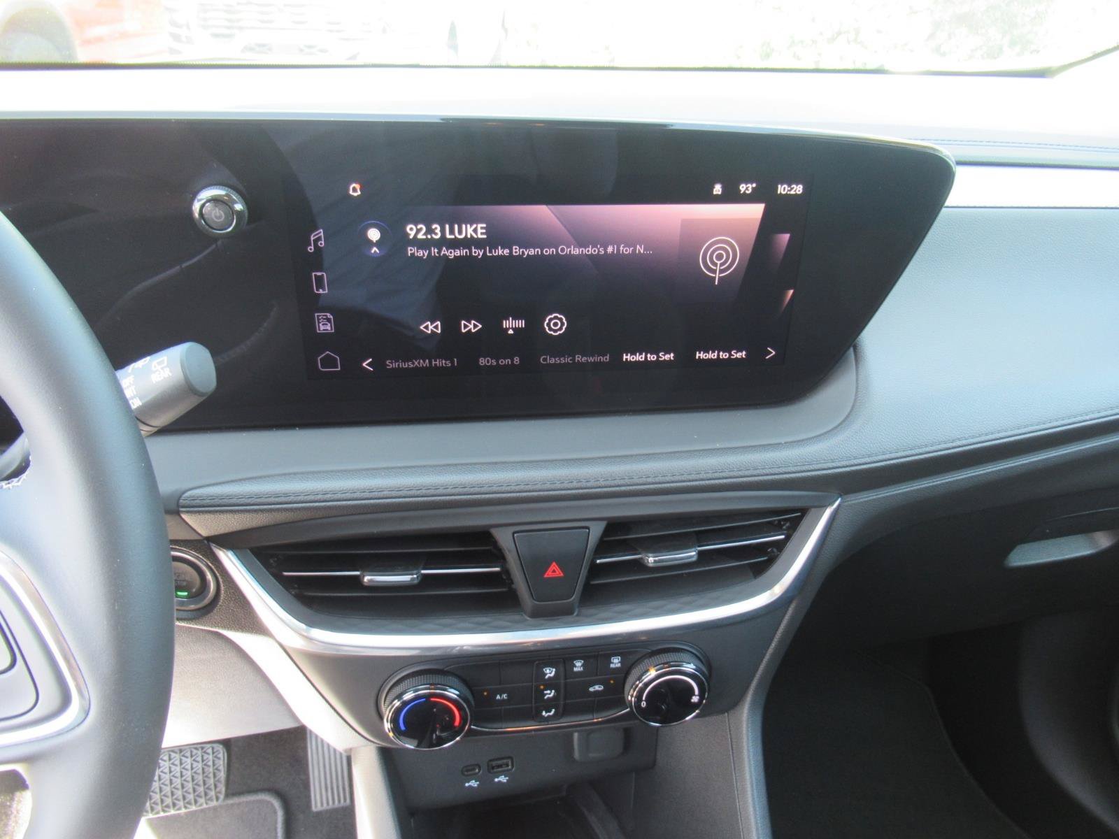Used 2024 Buick Encore GX Preferred FWD image 27