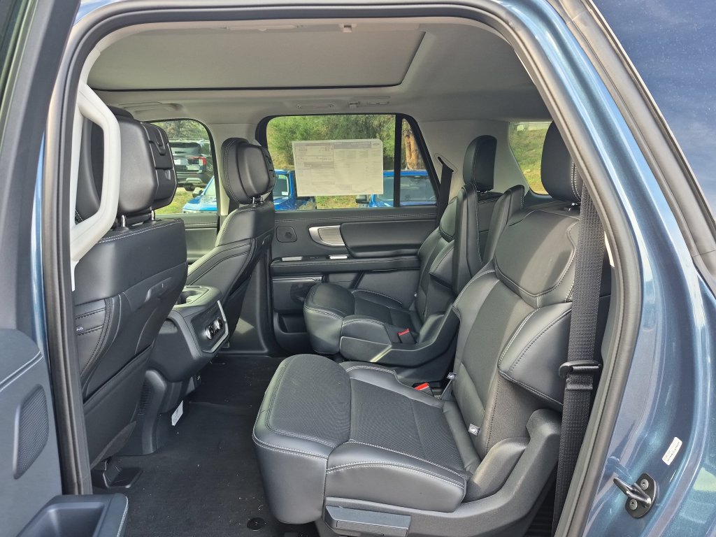 New 2027 Ford Expedition Max Platinum w/ Driver's Package AWD/4WD image 17