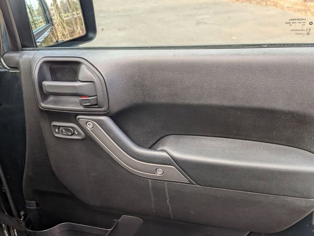Used 2011 Jeep Wrangler Unlimited Sport AWD/4WD image 33