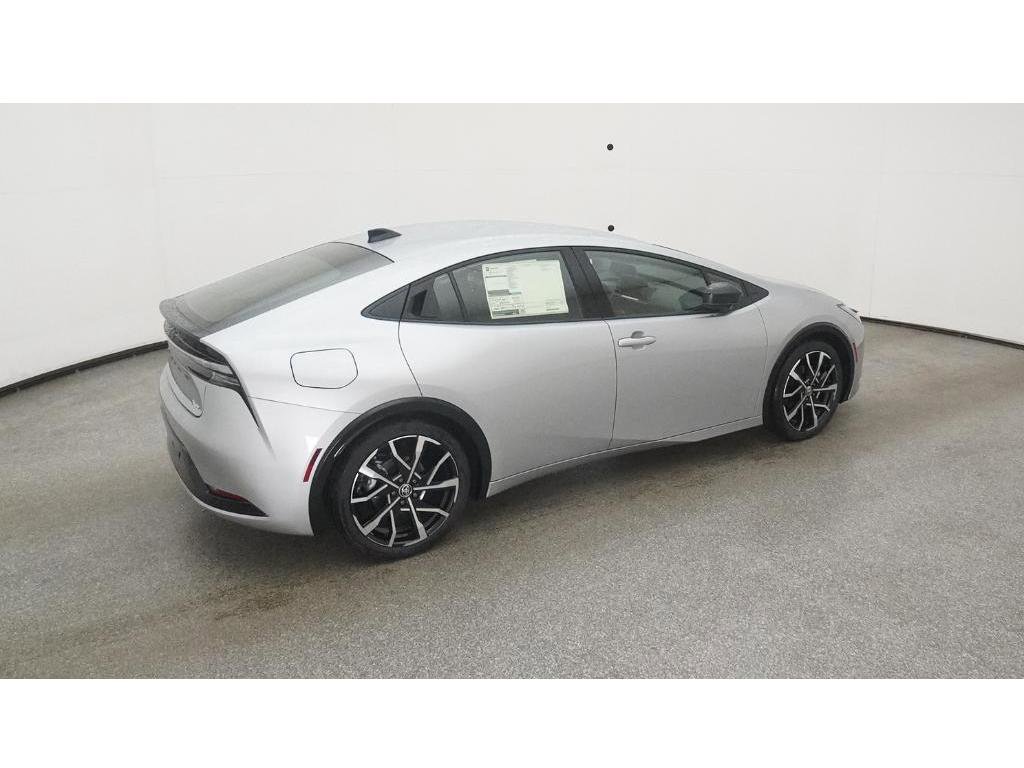New 2026 Toyota Prius Plug-In Hybrid image 9