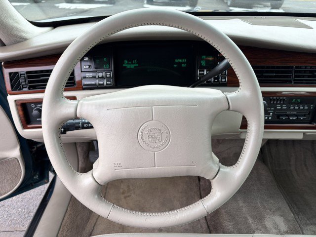 Used 1995 Cadillac De Ville Sedan image 15