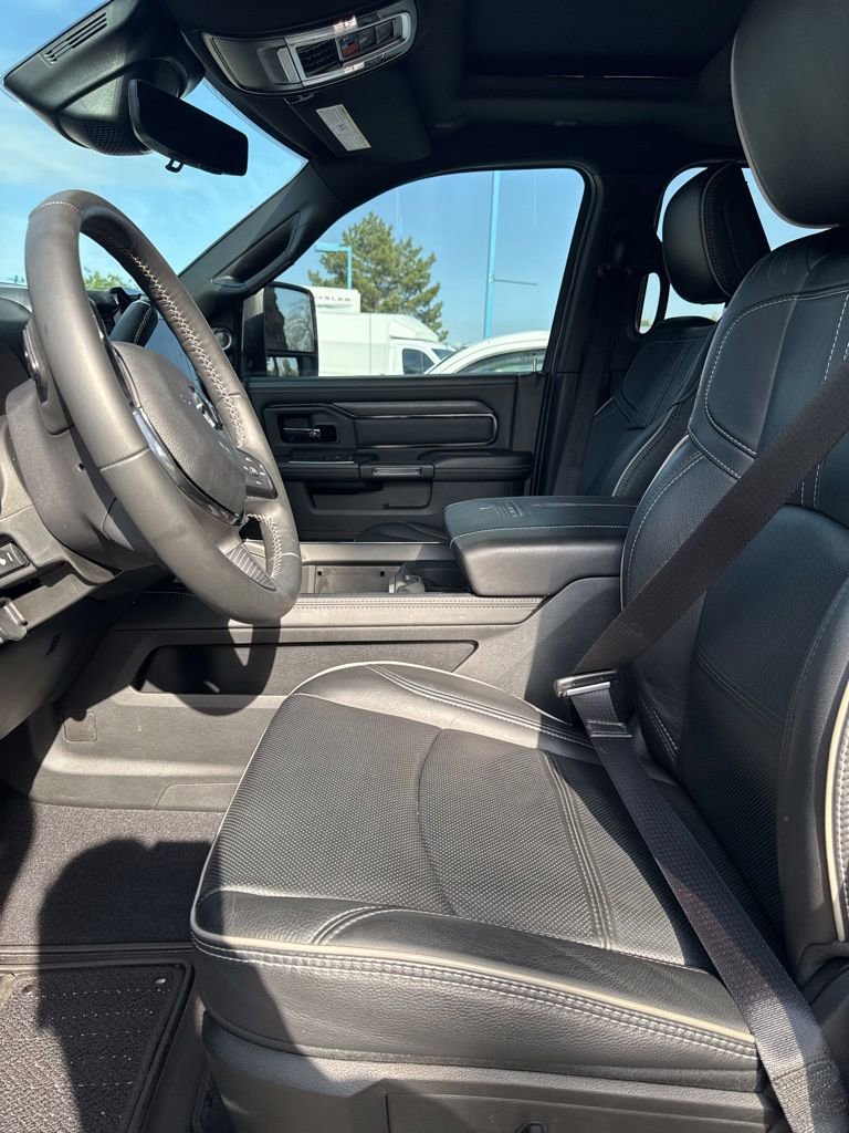 Used 2024 RAM 2500 Limited AWD/4WD image 6