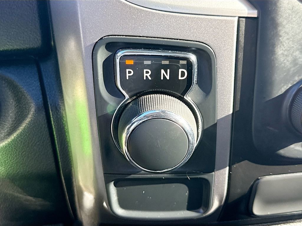 Used 2022 RAM 1500 Classic SLT RWD image 17
