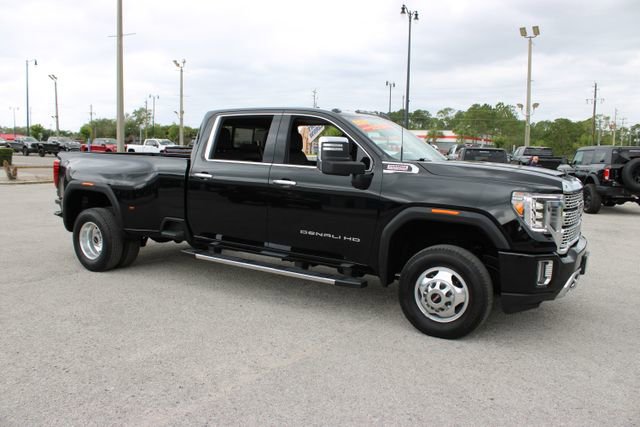 Used 2022 GMC Sierra 3500 Denali w/ Denali Ultimate Package AWD/4WD image 15