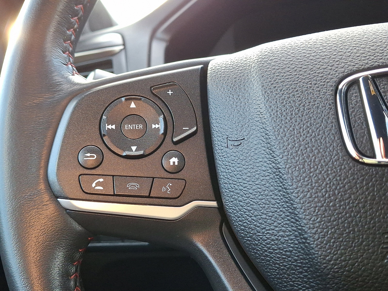 Used 2023 Honda Odyssey Sport image 21