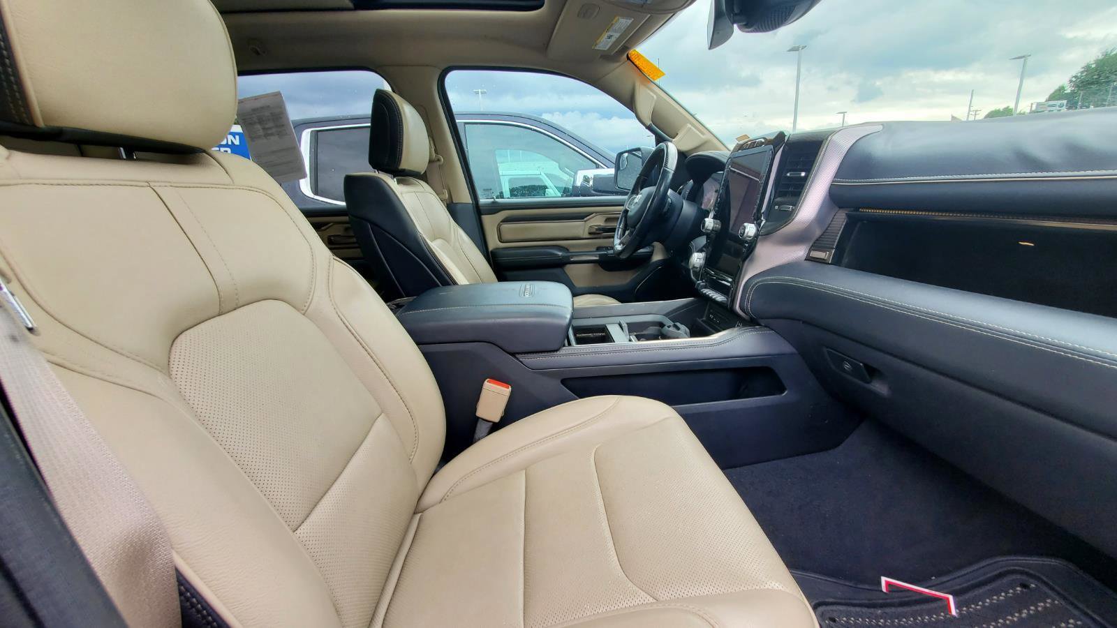 Used 2019 RAM 1500 Limited w/ Advanced Safety Group AWD/4WD image 4
