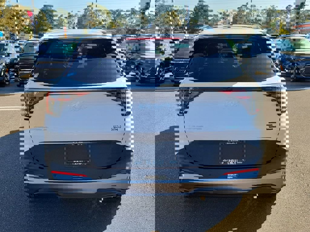 New 2026 Kia Sportage EX w/ EX Panorama Roof Package image 5