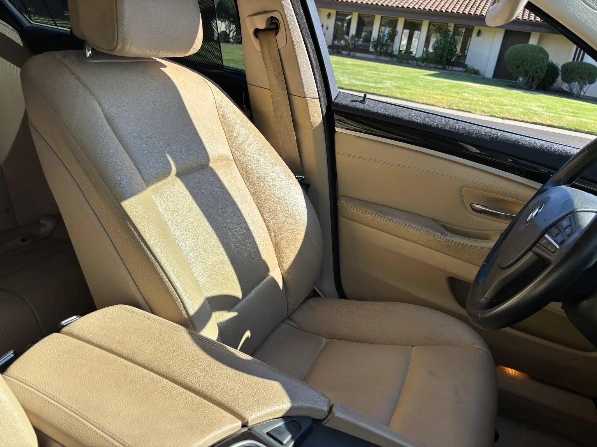 Used 2011 BMW 535i Sedan RWD image 16