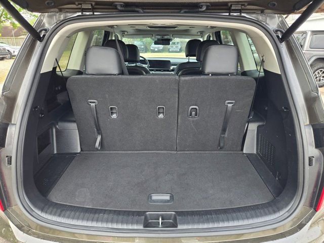 Used 2025 Kia Telluride S image 7