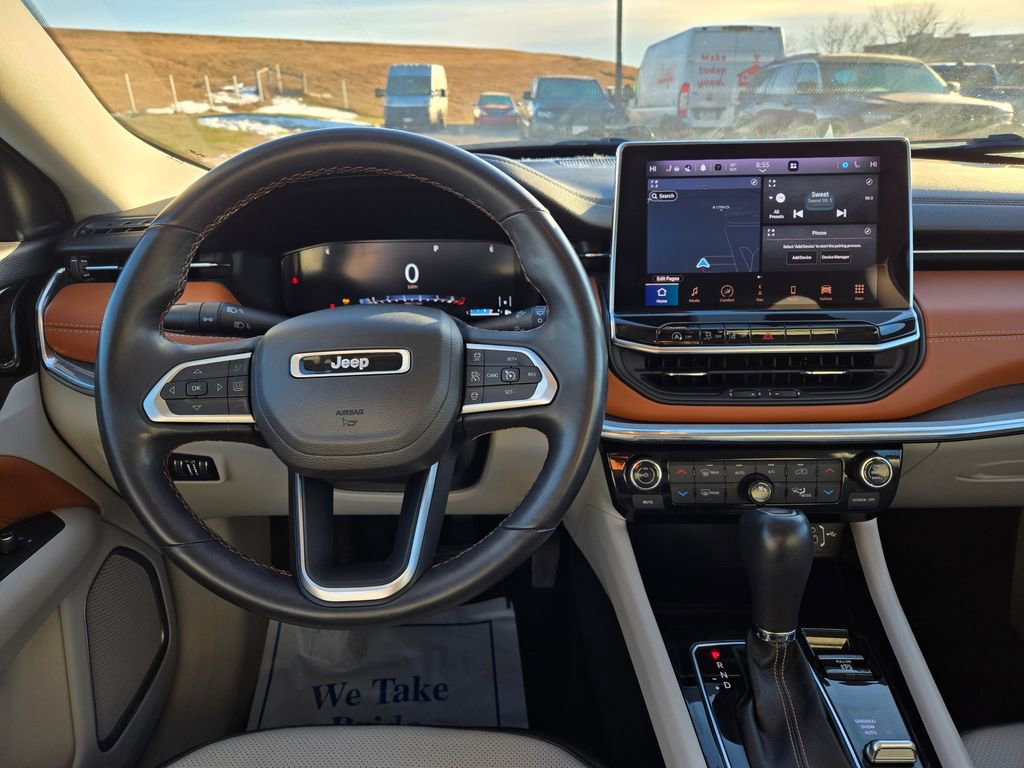 Used 2022 Jeep Compass Limited w/ Elite Group image 18