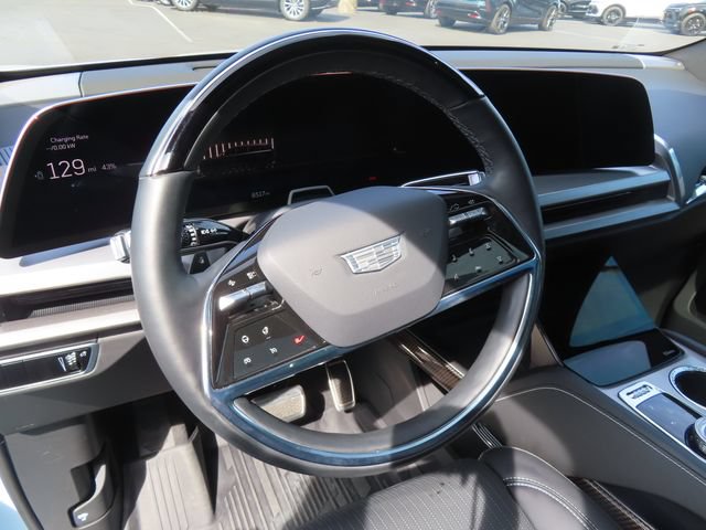 Used 2026 Cadillac Vistiq Sport w/ LPO, Floor Liner Package AWD/4WD image 13