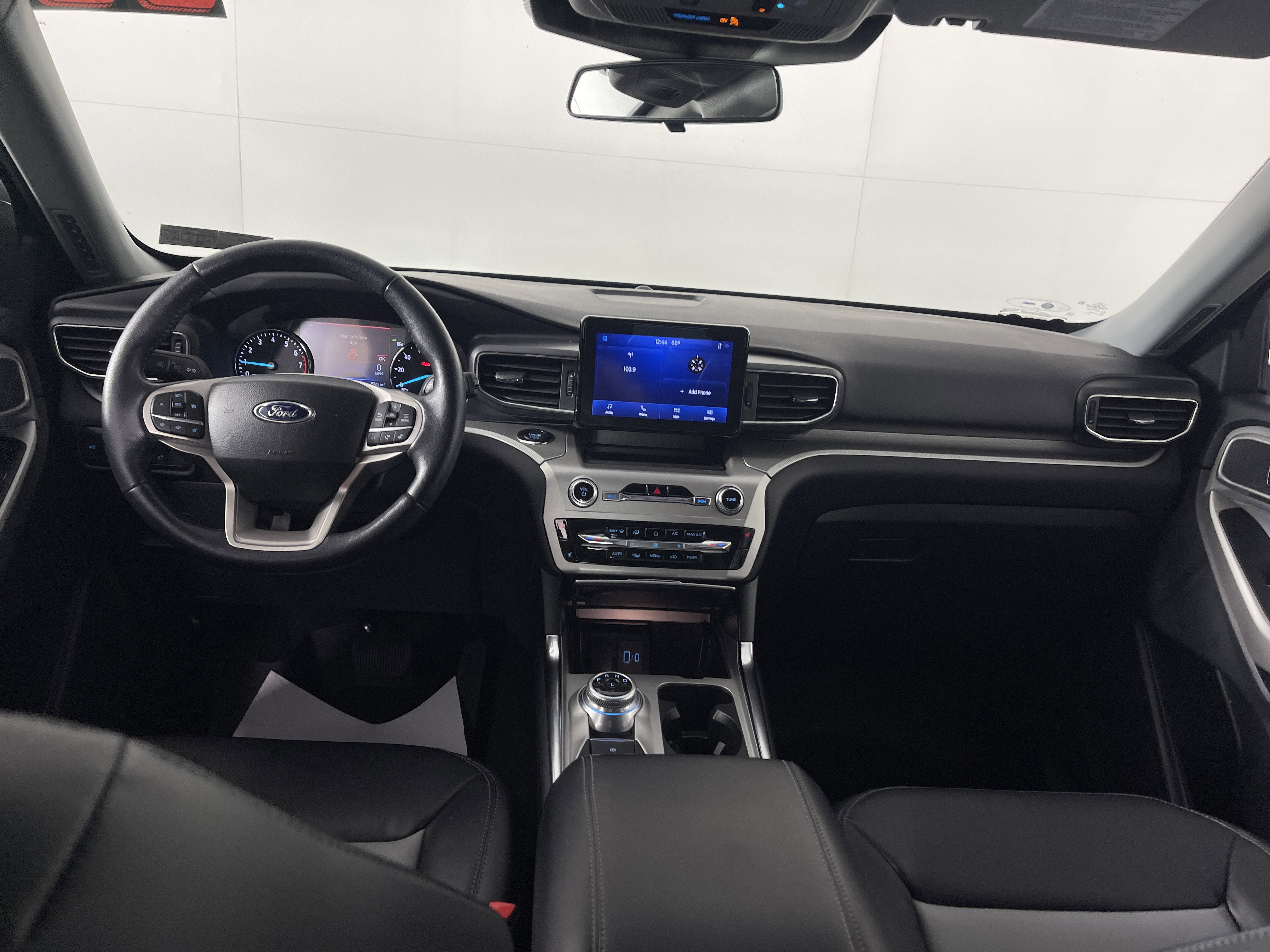 Used 2022 Ford Explorer XLT w/ Equipment Group 202A image 15