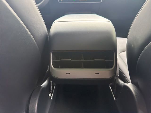 Used 2022 Tesla Model 3 Long Range AWD/4WD image 17