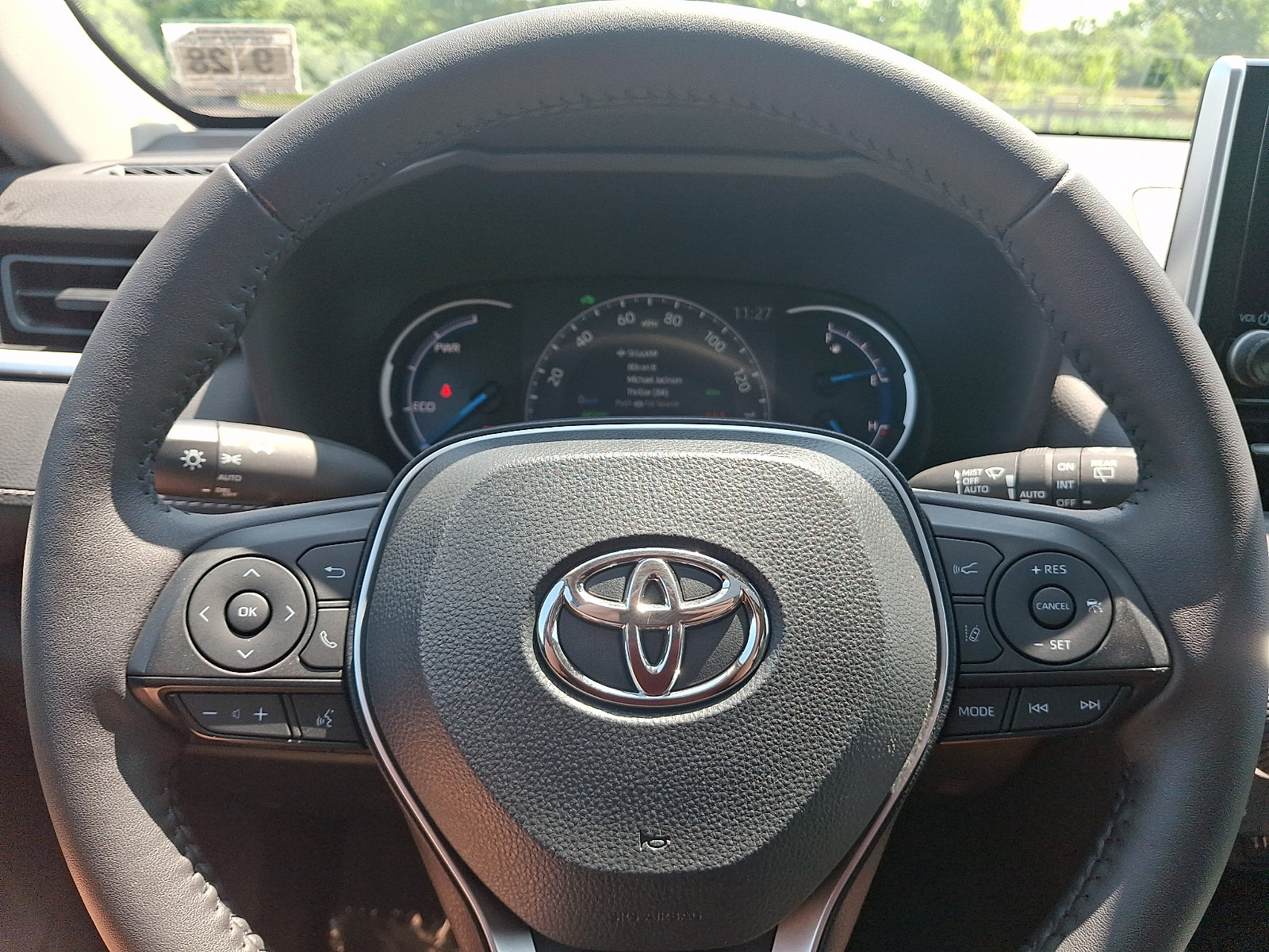 Used 2023 Toyota RAV4 XLE AWD/4WD image 20