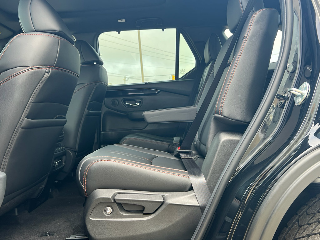 New 2025 Honda Pilot TrailSport image 15