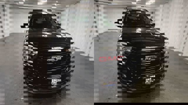 Certified 2024 GMC Terrain SLE w/ Driver Convenience Package image 3