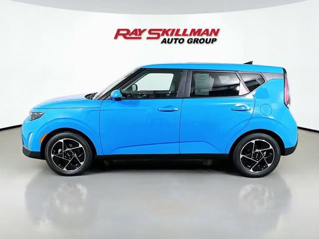 Used 2023 Kia Soul EX image 4