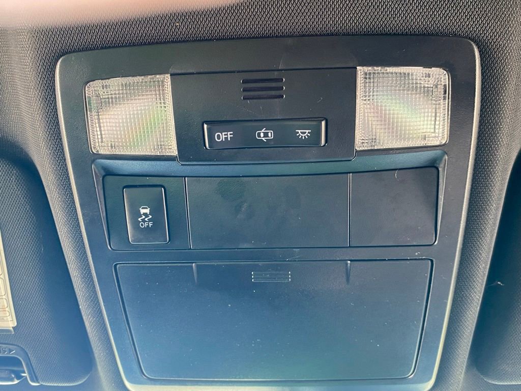 Used 2019 Toyota Tacoma TRD Sport AWD/4WD image 23
