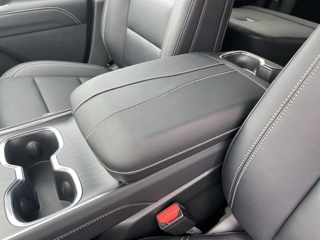 New 2026 GMC Acadia Elevation w/ Elevation Premium Package FWD image 21