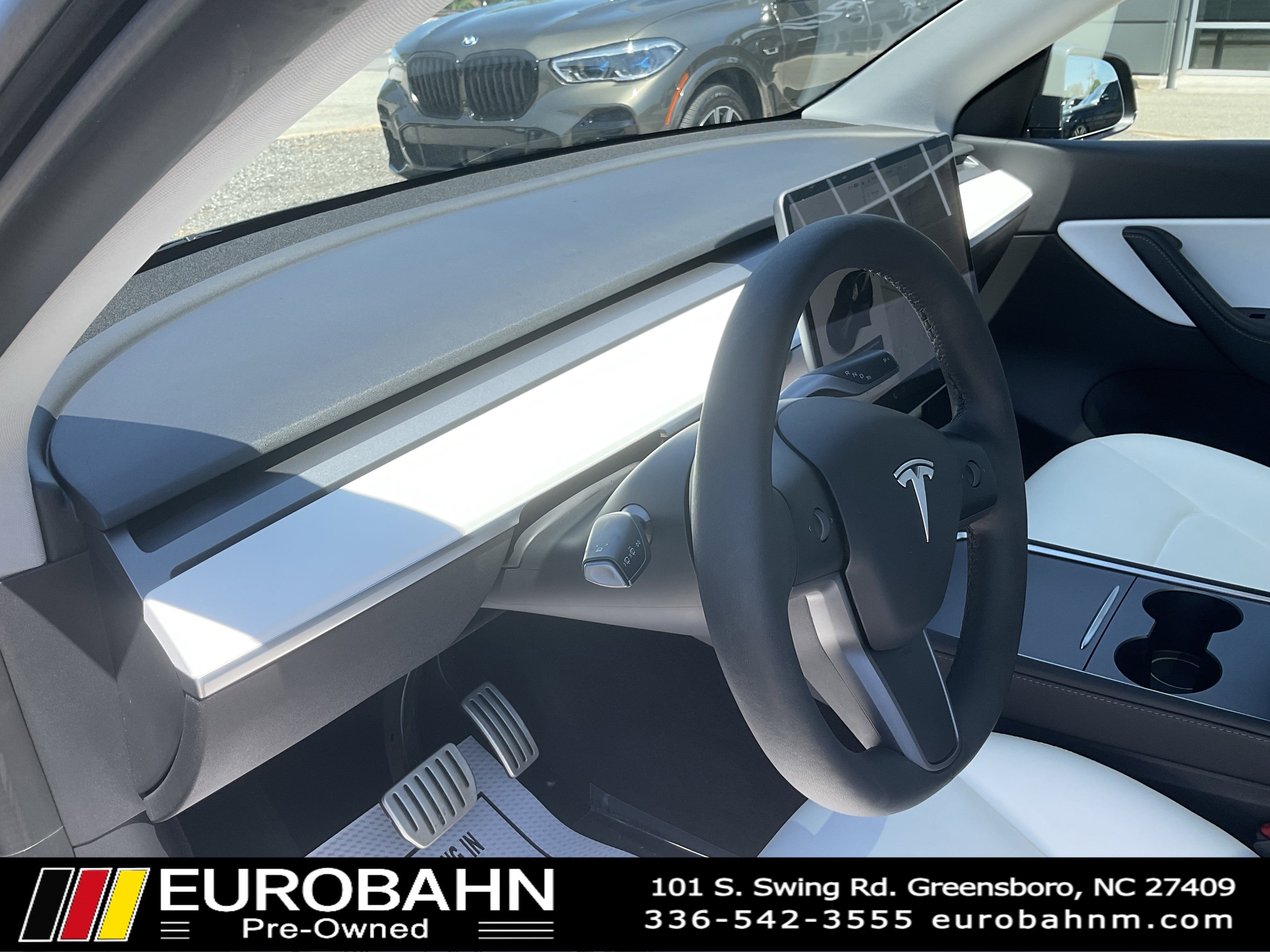 Used 2022 Tesla Model Y Performance image 7