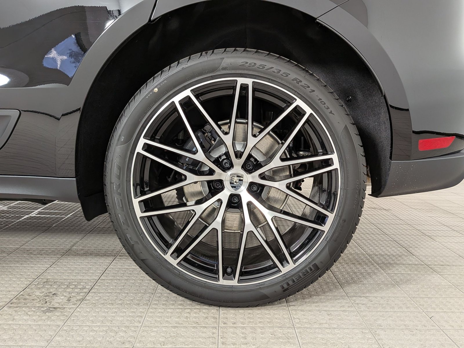 New 2026 Porsche Macan AWD/4WD image 26