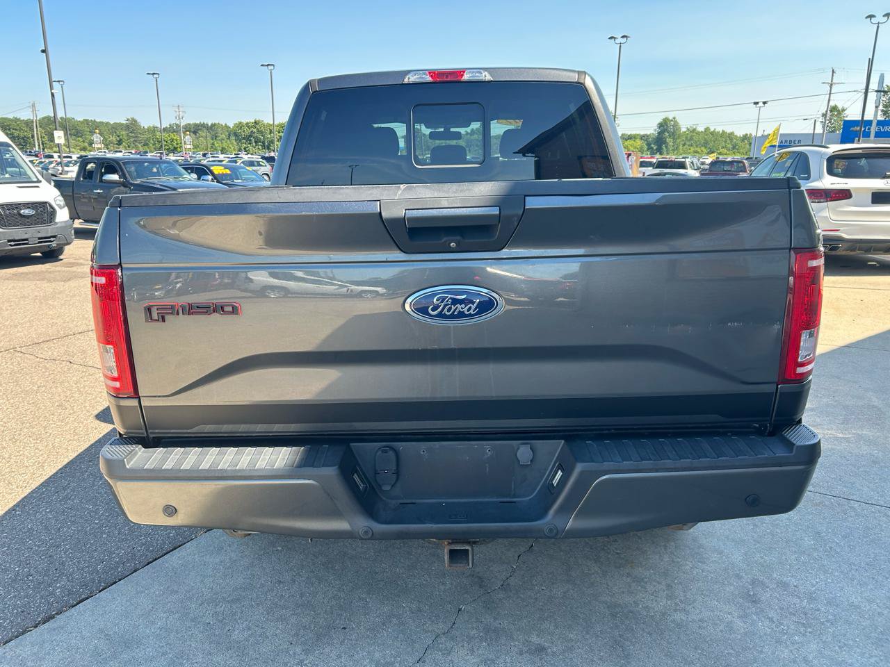 Used 2017 Ford F150 XLT w/ Equipment Group 302A Luxury AWD/4WD image 6