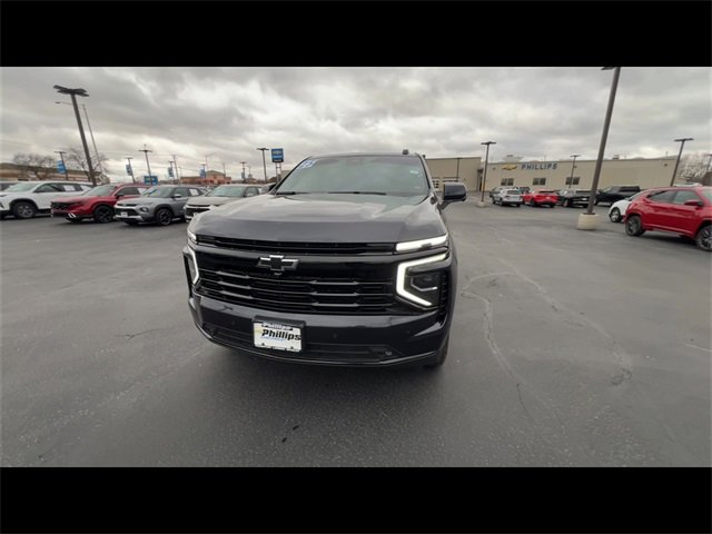 Used 2025 Chevrolet Tahoe RST image 3