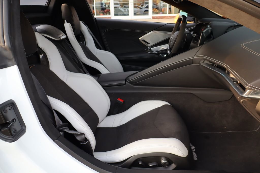 Used 2024 Chevrolet Corvette Z06 image 46