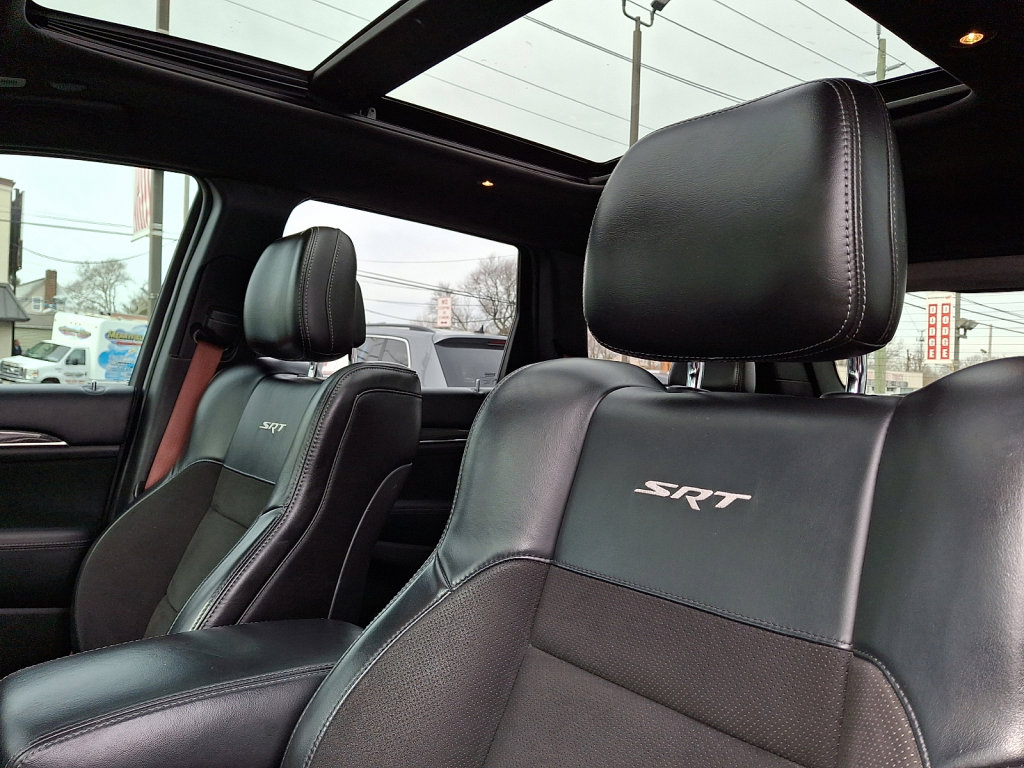 Used 2020 Jeep Grand Cherokee SRT w/ Trailer Tow Group IV image 24