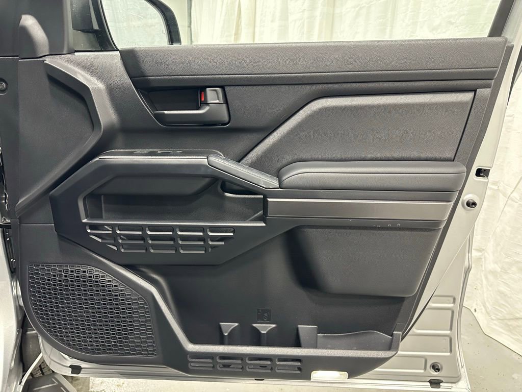 Used 2025 Toyota 4Runner SR5 image 57