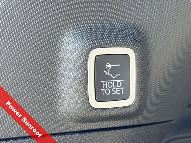 New 2025 Jeep Grand Cherokee Altitude image 39