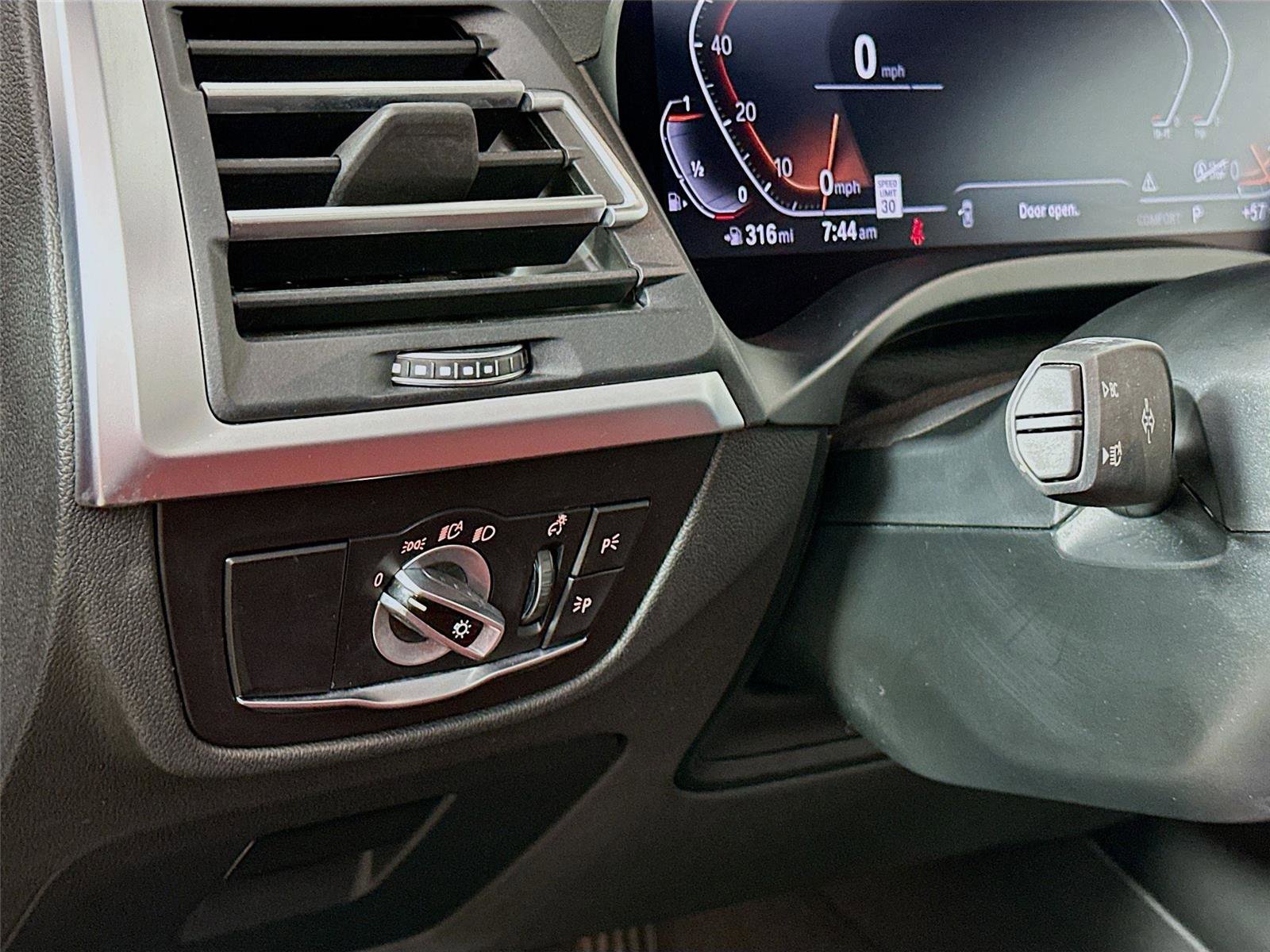 Used 2023 BMW X3 xDrive30i w/ Convenience Package image 10